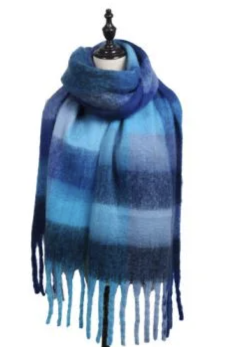 Essence Plush Scarf
