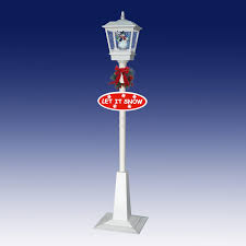 Snowing Vertical Streetlamp 1.8n White