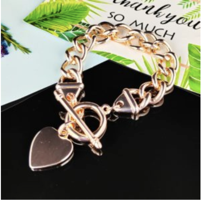 Rose Gold Chained Bracelet Heart