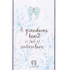 A Grandmas Heart Is Full Of Love Pin Card