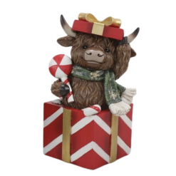 Resin Xmas Highland Cow B
