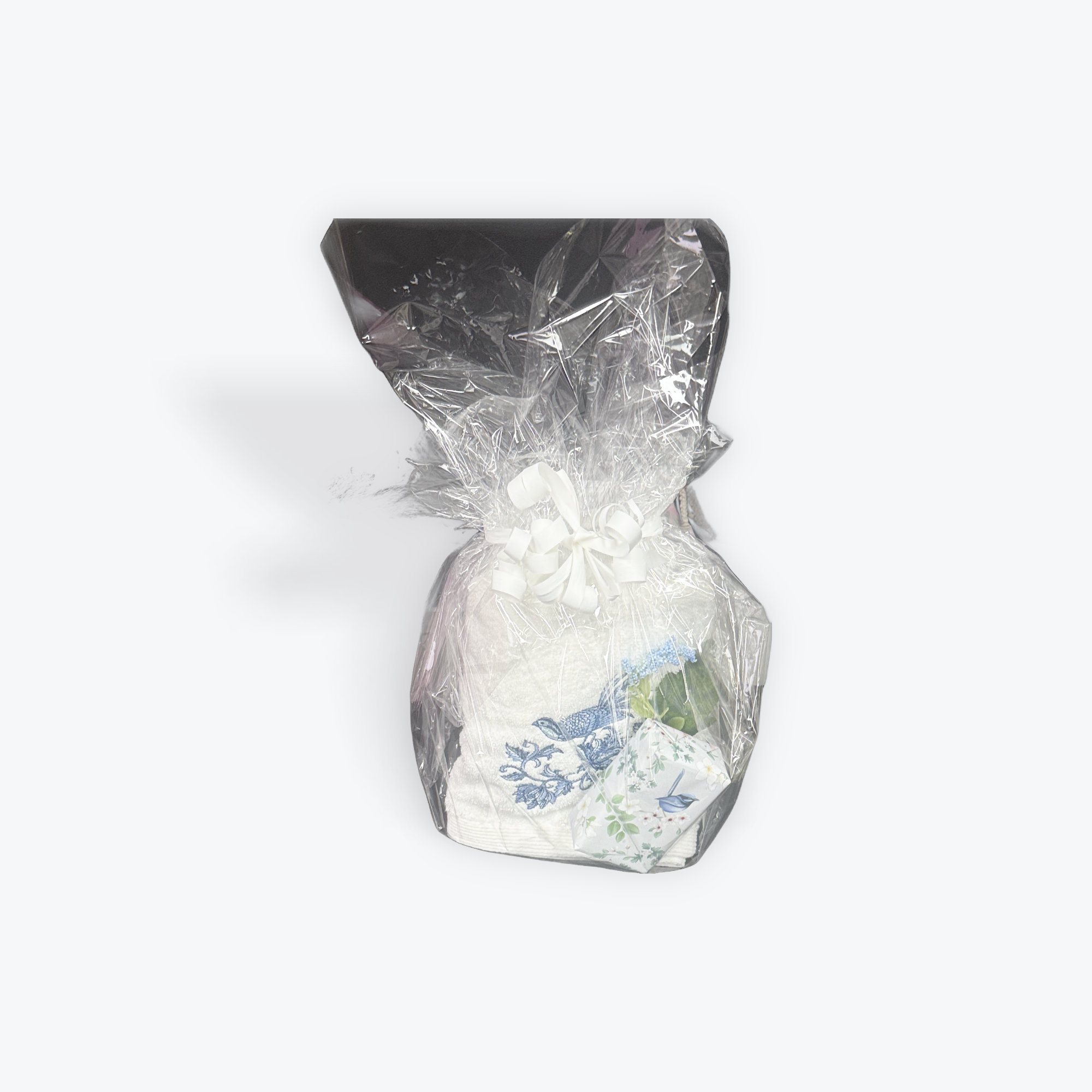 Chinoiserie Hand Towel & Blue Wren Scented Soap Gift Set