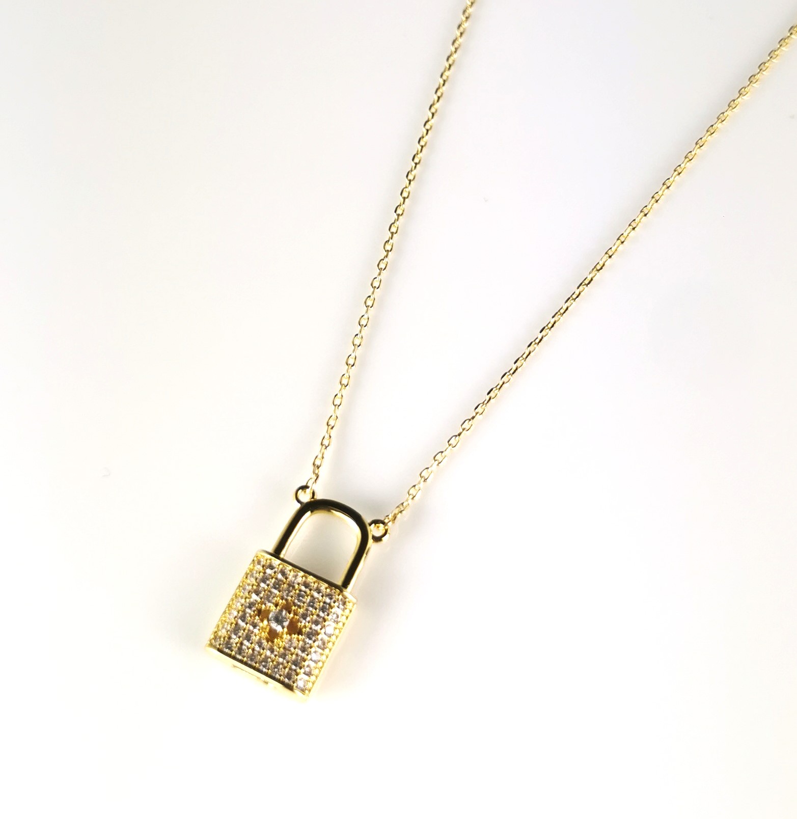 Gold Locket Necklace Fashion Jewellery